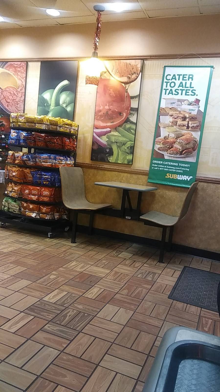 Subway | restaurant | 2217 E 42nd St, Lorain, OH 44055, USA | 4402777870 OR +1 440-277-7870