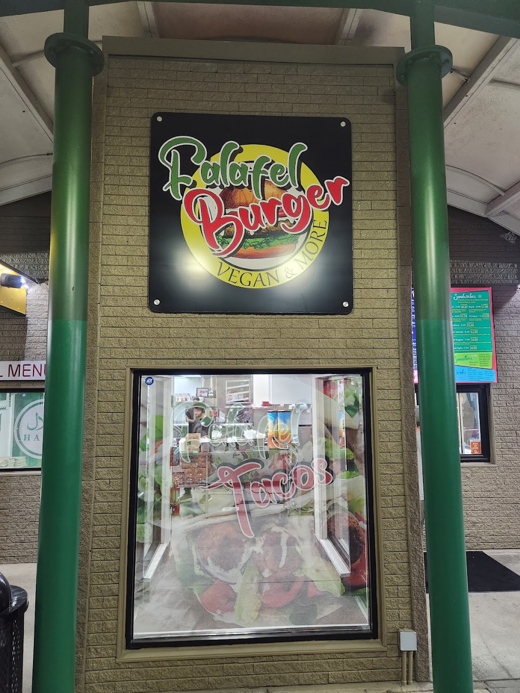 Falafel Burger | restaurant | 11506 N Ranch to Market 620, Austin, TX 78726, USA | 5122158875 OR +1 512-215-8875