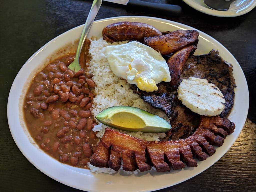 Mi Tierra Restaurant 2 | restaurant | 5793, 3209 Eastway Dr, Charlotte, NC 28205, USA | 7045039576 OR +1 704-503-9576