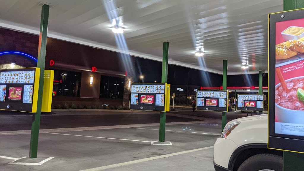 Sonic Drive-In | restaurant | 1810 S San Jacinto Ave, San Jacinto, CA 92583, USA | 9517653003 OR +1 951-765-3003