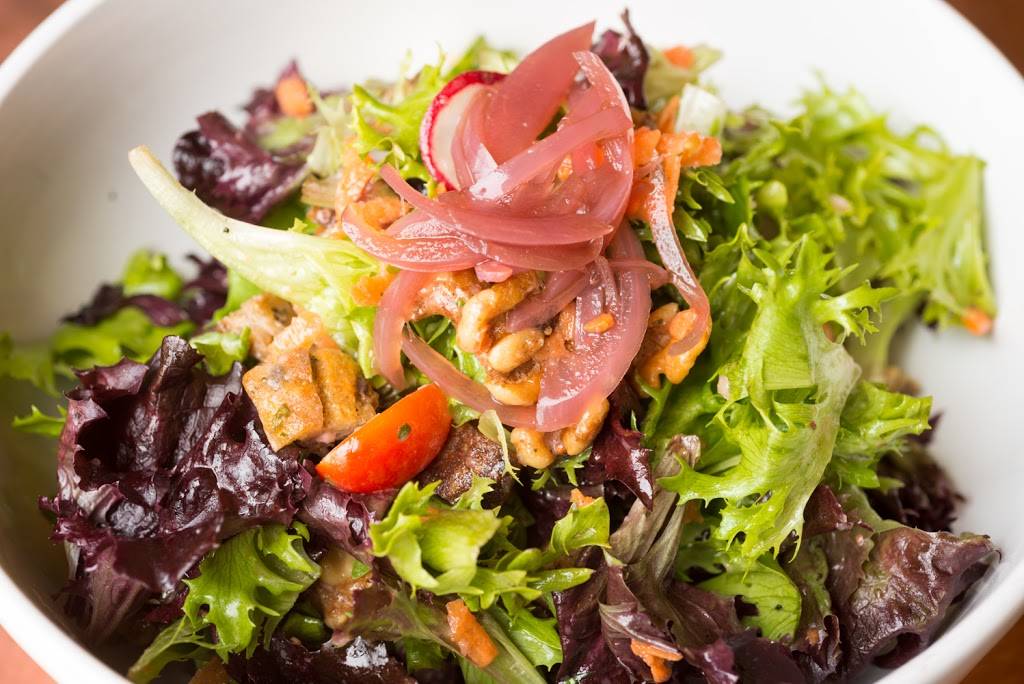 Jakes | restaurant | 17 King St, Northampton, MA 01060, USA | 4135849613 OR +1 413-584-9613