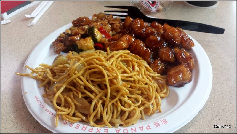 Panda Express | meal takeaway | 2000 N Neil St, Champaign, IL 61820, USA | 2173567700 OR +1 217-356-7700