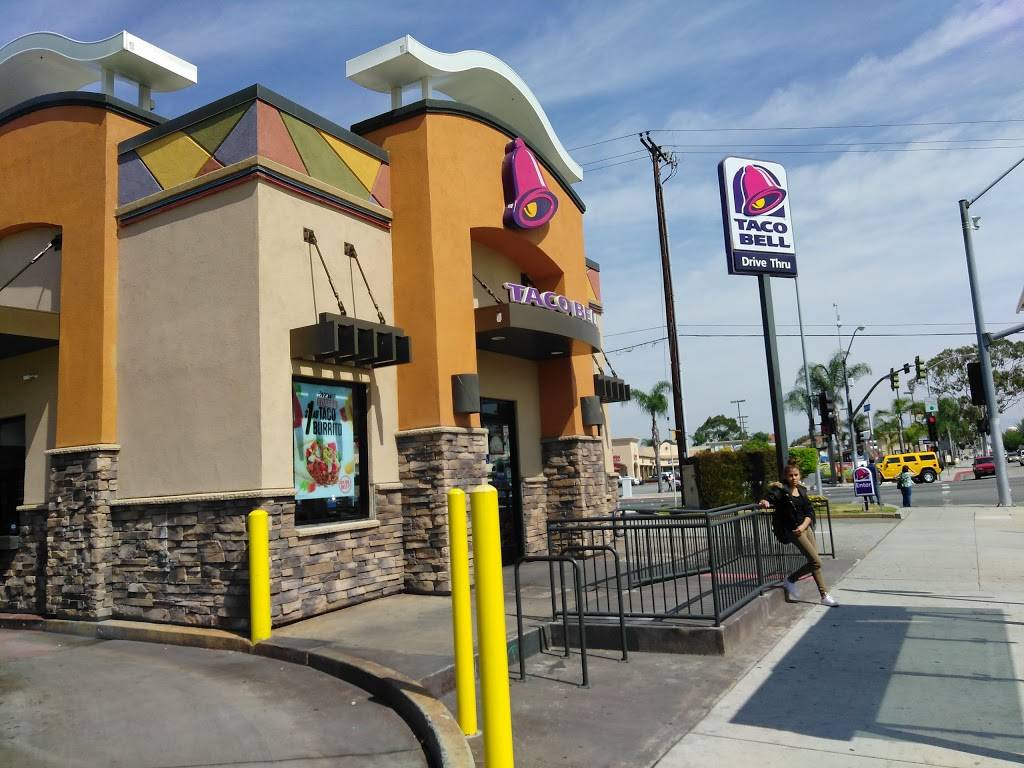 Taco Bell | meal takeaway | 11001 Atlantic Ave, Lynwood, CA 90262, USA | 3106357321 OR +1 310-635-7321