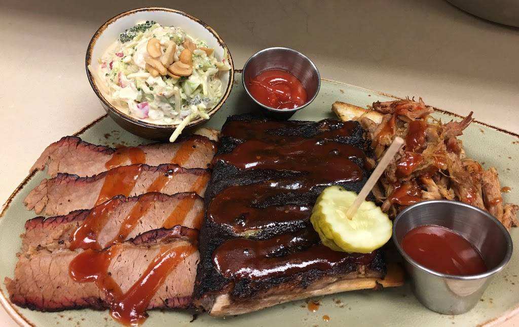 C. Frogs BBQ | Steak | Whiskey | restaurant | 3935 W 69th Terrace, Prairie Village, KS 66208, USA | 9136015250 OR +1 913-601-5250