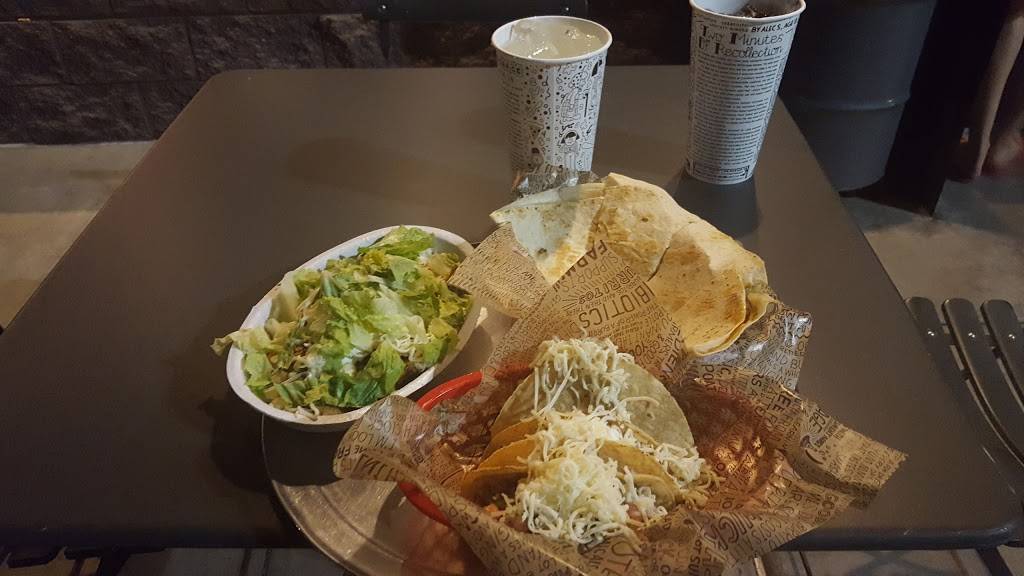 Chipotle Mexican Grill | restaurant | 425 E Bell Rd Ste 140, Phoenix, AZ 85022, USA | 6024410740 OR +1 602-441-0740