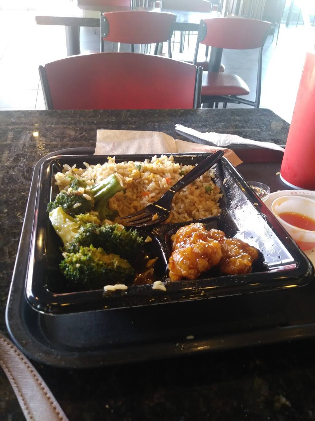 Panda Express | restaurant | 5707 Stemmons, San Antonio, TX 78229, USA | 2105211238 OR +1 210-521-1238
