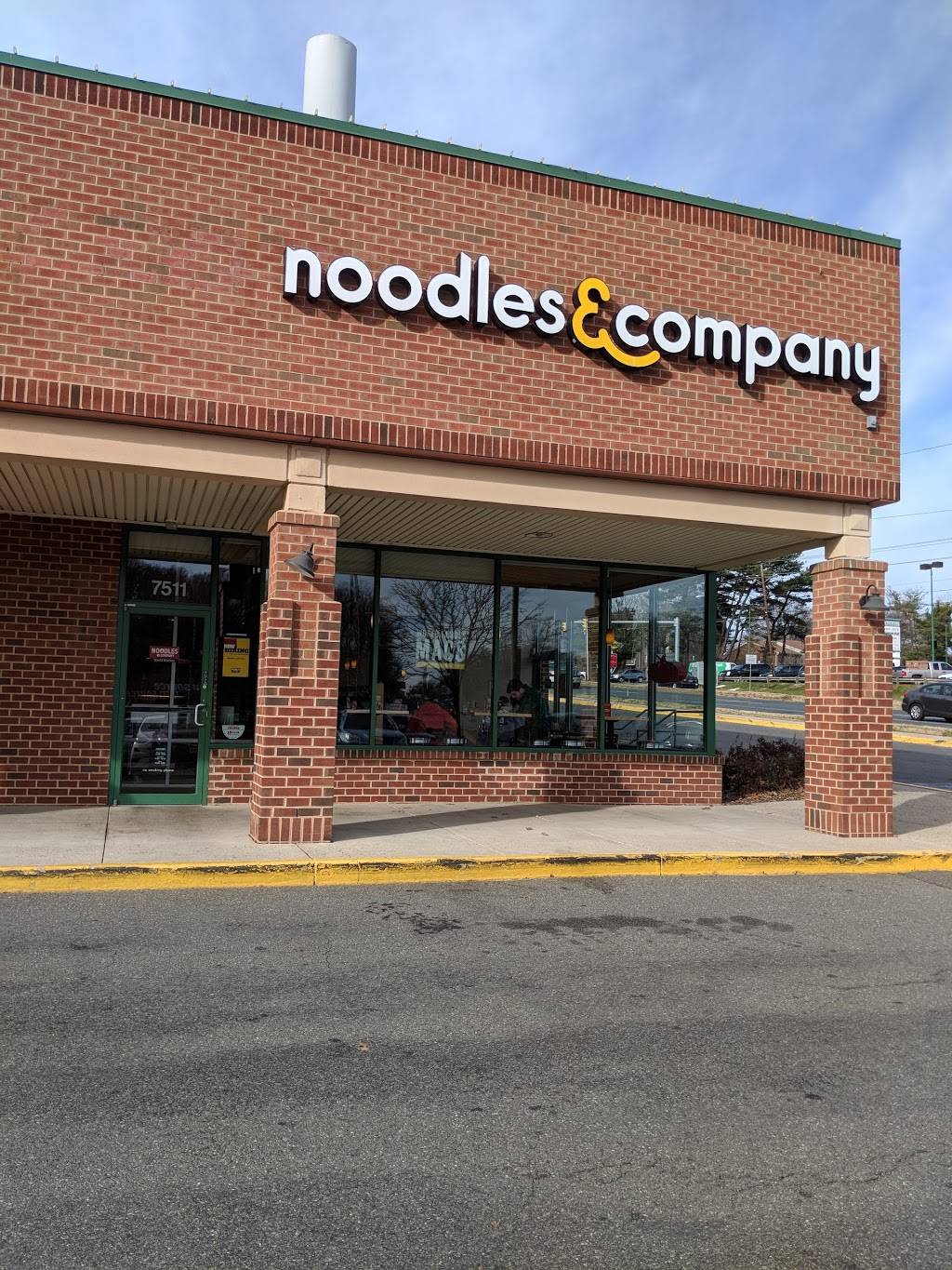Noodles and Company | restaurant | 7511 Leesburg Pike, Falls Church, VA 22043, USA | 7034427525 OR +1 703-442-7525