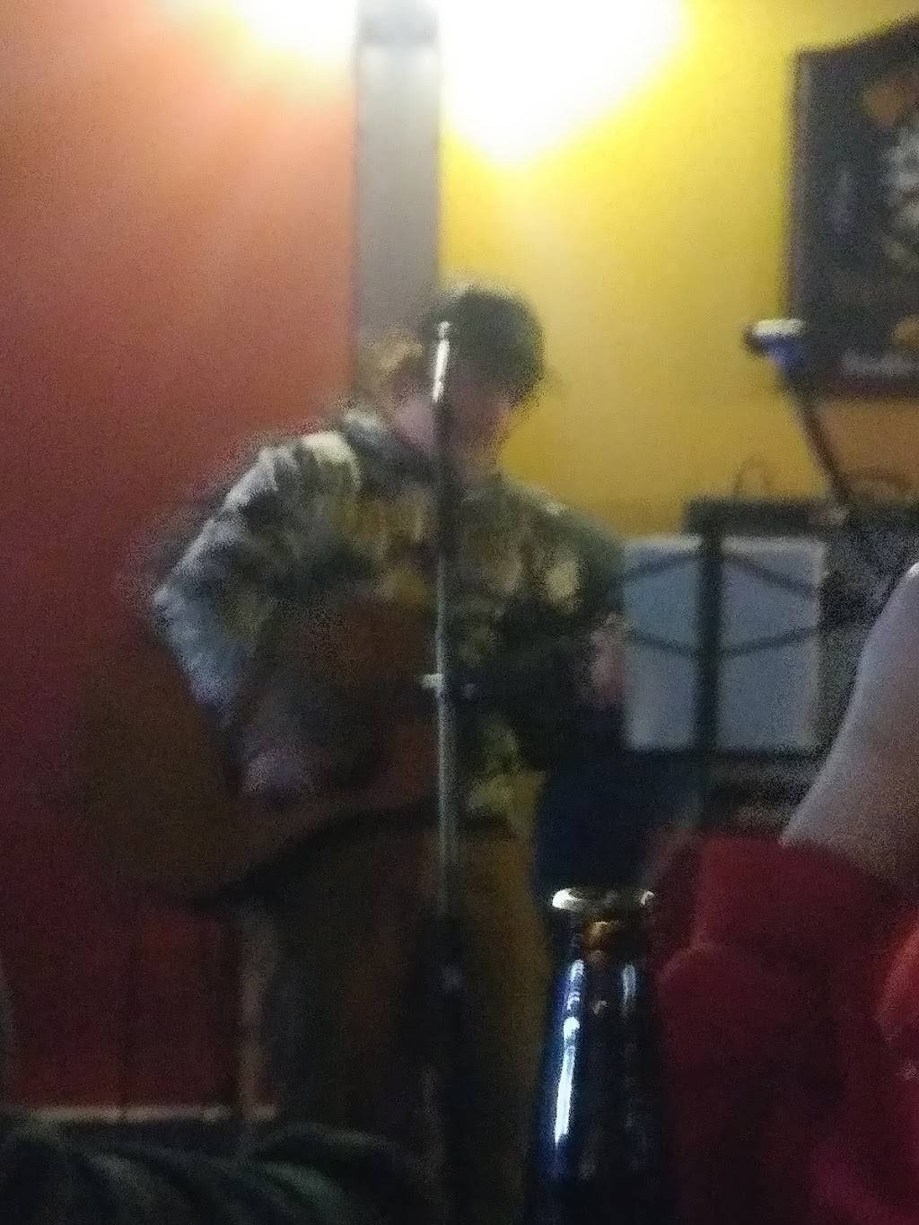 Sport Beat II | restaurant | 5259 Victoria Ave, Niagara Falls, ON L2E 4E6, Canada | 9053568391 OR +1 905-356-8391