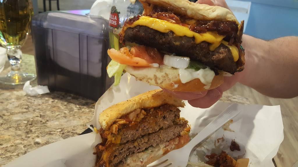 Run-A-Way Restaurant | restaurant | 120 Butterfield Rd, North Aurora, IL 60542, USA | 6302993778 OR +1 630-299-3778