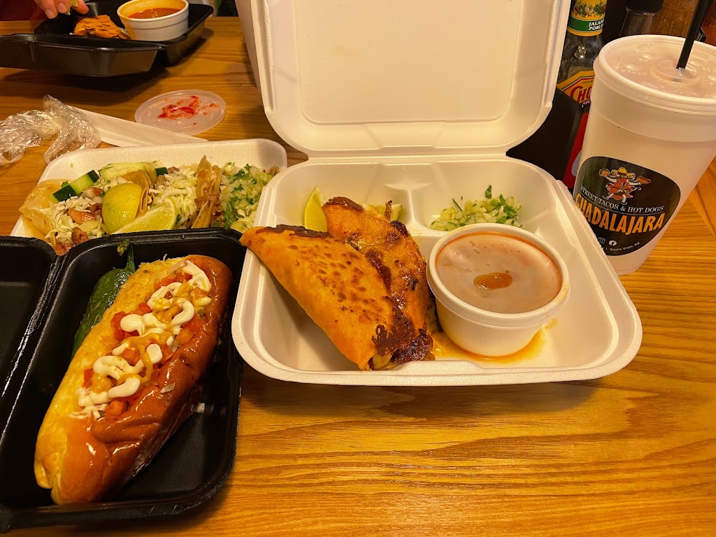 GUADALAJARA STREET TACOS & HOTDOGS | restaurant | 1100 AZ-92 ste 1, Sierra Vista, AZ 85635, USA | 5206858351 OR +1 520-685-8351