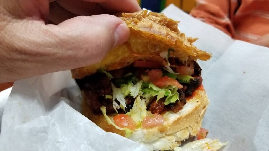 California Taco Shop | restaurant | 2168 Elmwood Ave, Warwick, RI 02888, USA | 4013830075 OR +1 401-383-0075