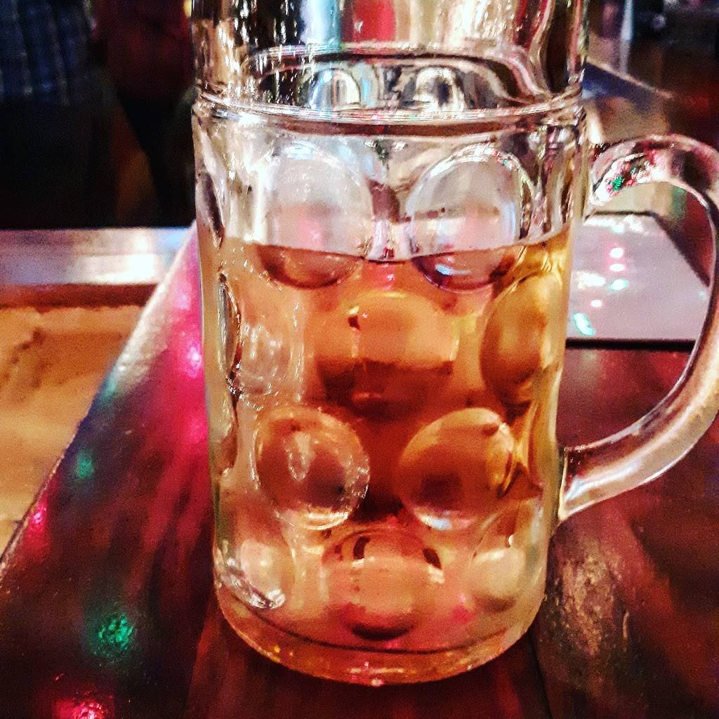 Molly O’Bryans | restaurant | 904 Broadway, Albany, NY 12207, USA | 5182750368 OR +1 518-275-0368