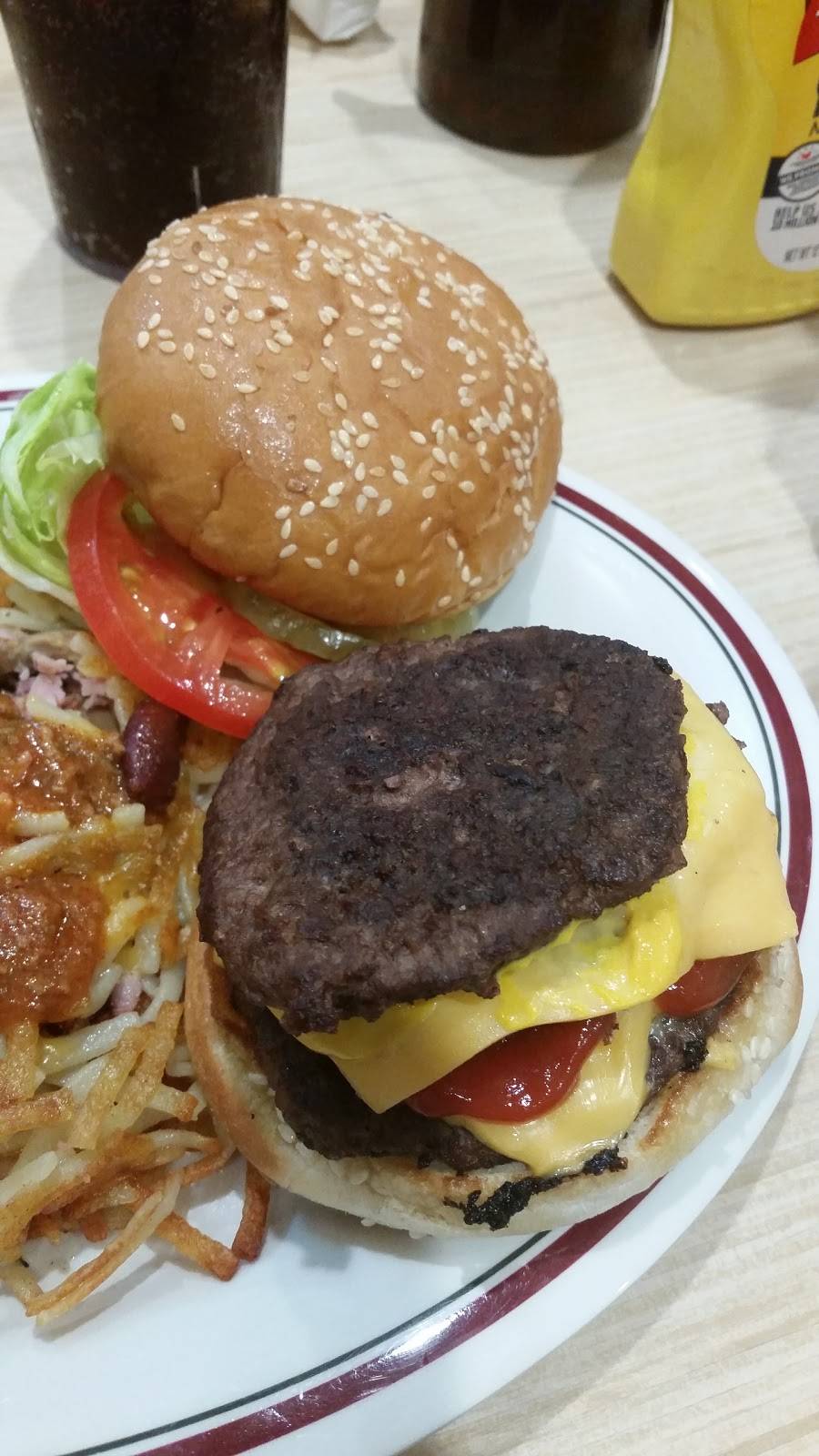 Huddle House | meal takeaway | 2201 GA-57, Townsend, GA 31331, USA | 9128322060 OR +1 912-832-2060