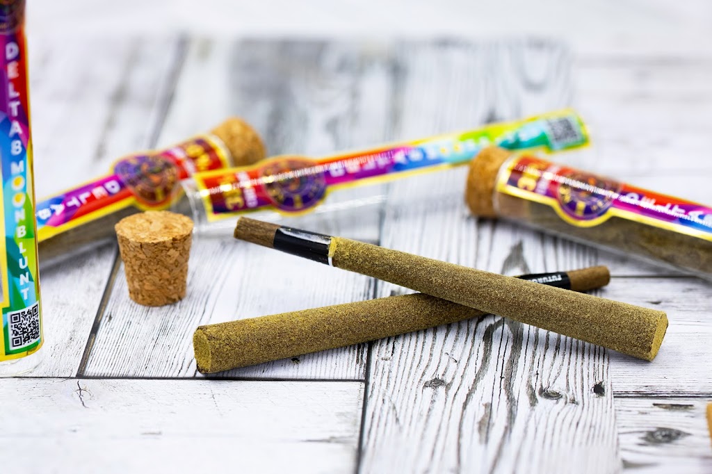 No Cap Hemp Dispensary Delta 8 + Delta 10 & CBD | night club | 2329 S University Dr, Davie, FL 33324, USA | 9545336334 OR +1 954-533-6334