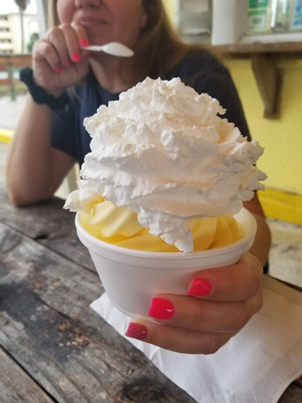 Surfin Turtle Ice Cream Shoppe | restaurant | 1210 Florida A1A, Satellite Beach, FL 32937, USA | 3214276428 OR +1 321-427-6428