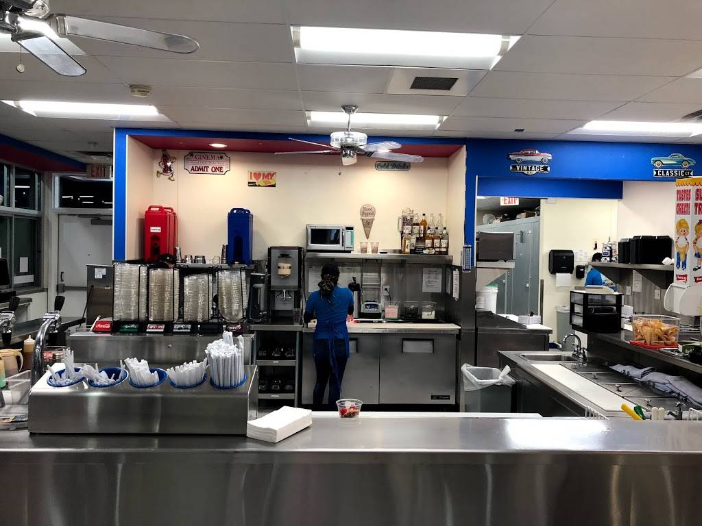 Caliches Frozen Custard | restaurant | 131 N, Roadrunner Pkwy, Las Cruces, NM 88011, USA | 5755211161 OR +1 575-521-1161