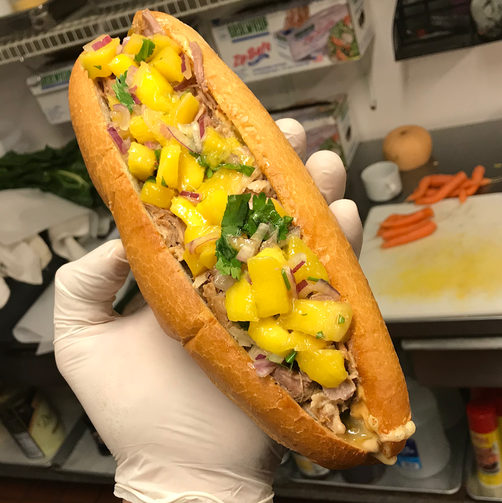 Munchies | restaurant | 530 East St, New Haven, CT 06511, USA | 2036000616 OR +1 203-600-0616