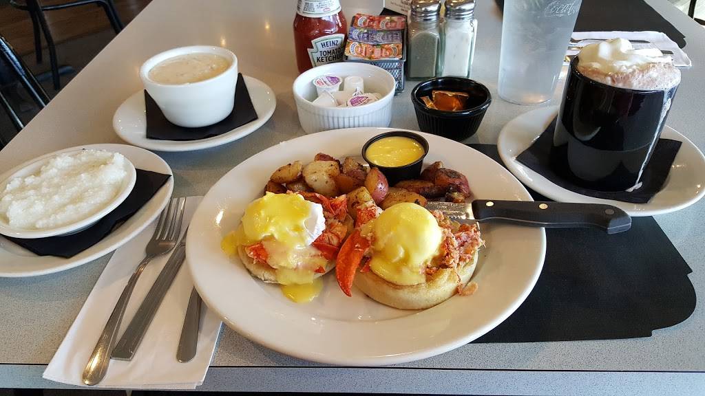 The Daily Paper Restaurant | restaurant | 644 W Main St, Hyannis, MA 02601, USA | 5087908800 OR +1 508-790-8800