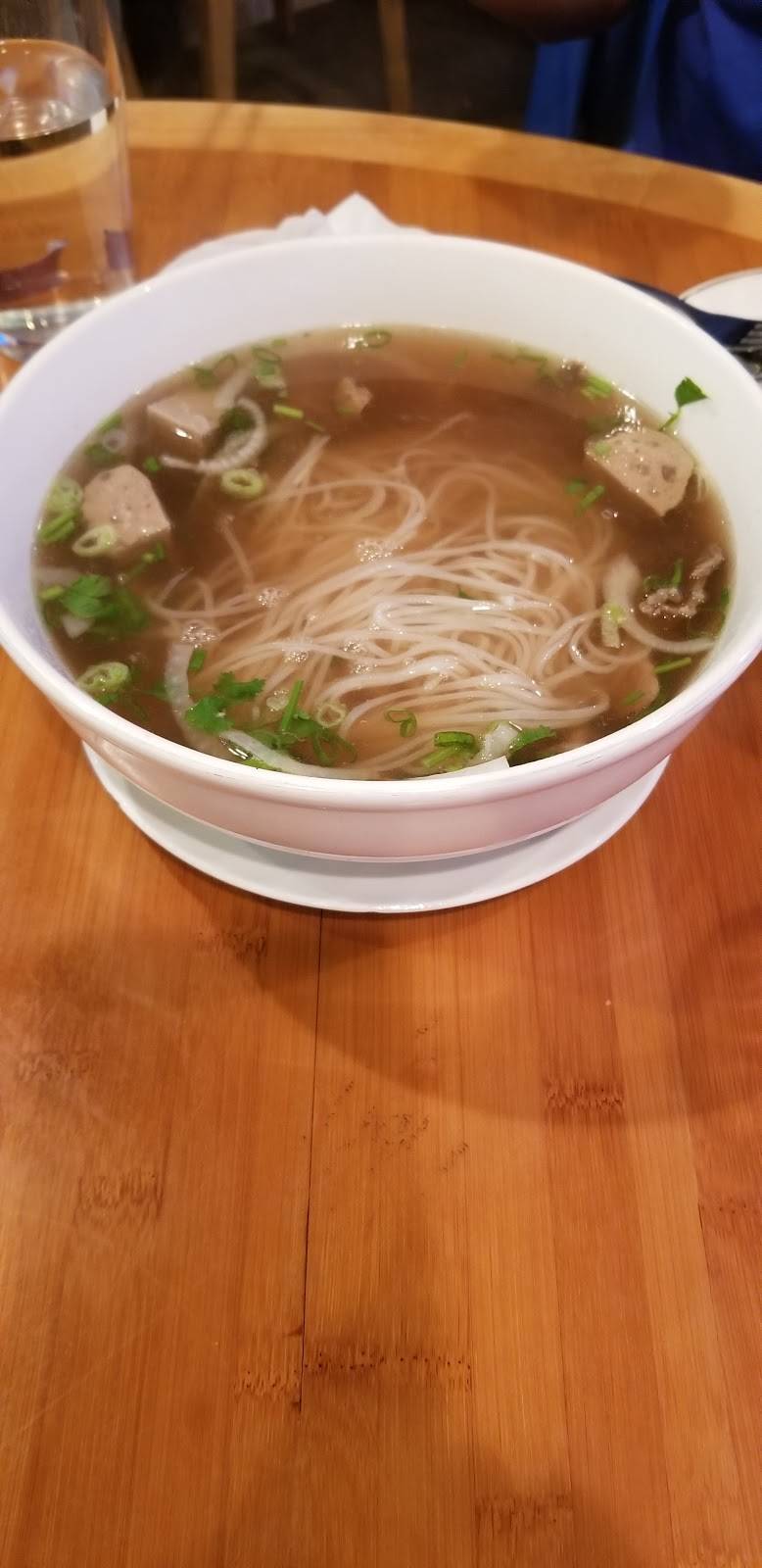 Crisp & Juicy Herndon | restaurant | 13047 Worldgate Dr, Herndon, VA 20170, USA | 5712878555 OR +1 571-287-8555