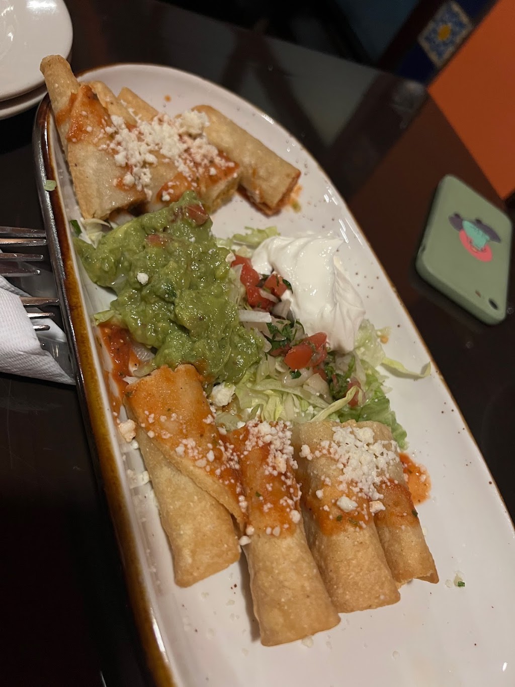 La Bamba Tacos & Tequila | restaurant | 15 Sandwich St, Plymouth, MA 02360, USA | 7743435126 OR +1 774-343-5126