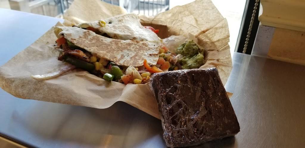 QDOBA Mexican Eats | restaurant | 11169 E I25 Frontage Rd, Firestone, CO 80504, USA | 7204948775 OR +1 720-494-8775