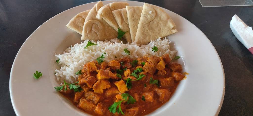 New London Cafe & Event Space | restaurant | 6325 Lewis St, Parkville, MO 64152, USA | 8165994474 OR +1 816-599-4474