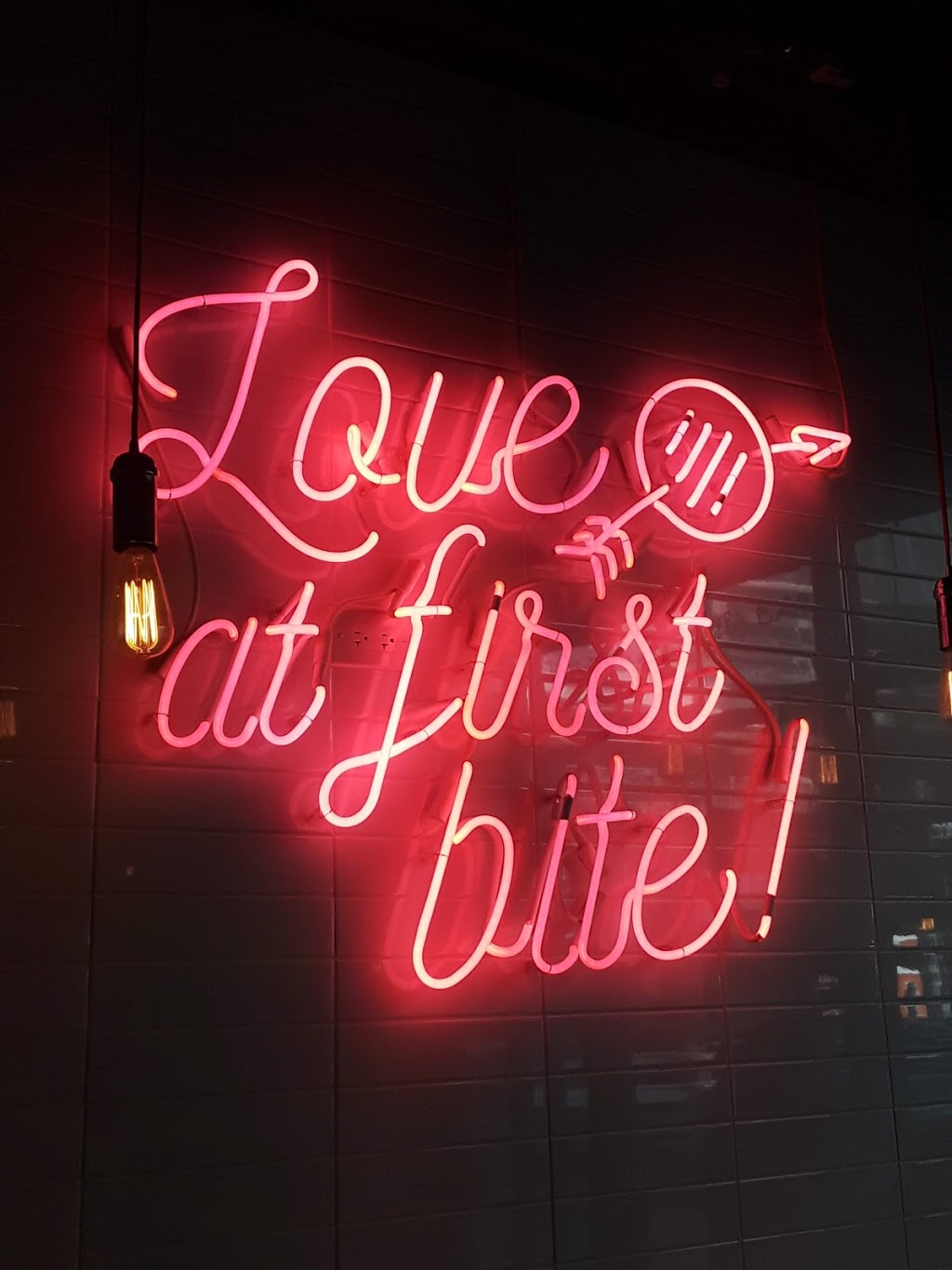 BienMeSabe Venezuelan Arepa Bar | restaurant | 29 E Adams St, Chicago, IL 60603, USA | 3122852911 OR +1 312-285-2911