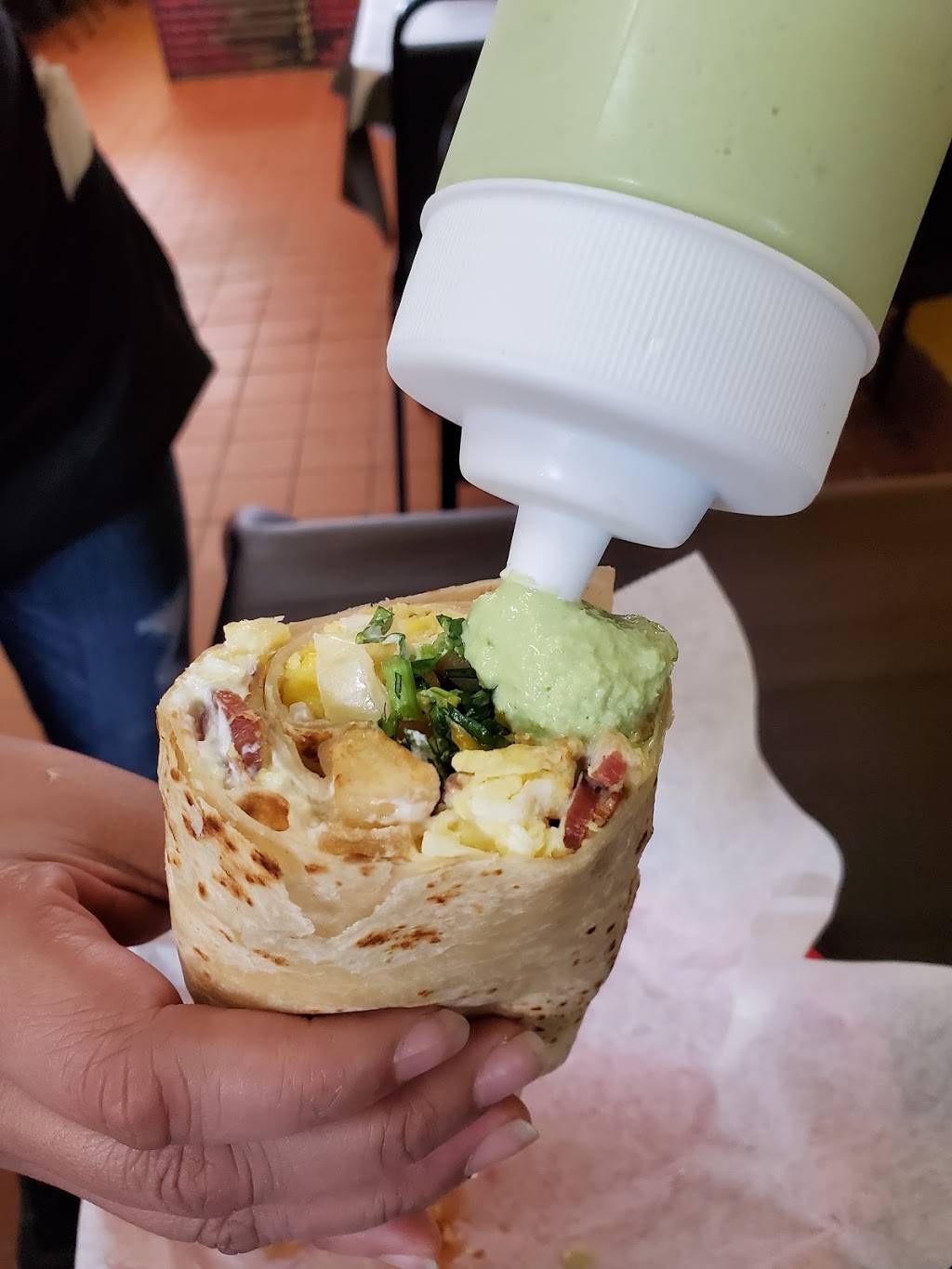 Makos Tacos | restaurant | 2920 Altamesa Blvd, Fort Worth, TX 76133, USA | 6822244890 OR +1 682-224-4890