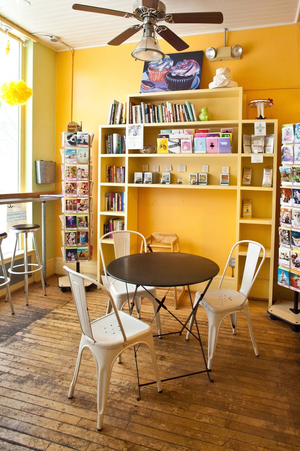 The Jefferson Market | cafe | 609 W Jefferson St, Ann Arbor, MI 48103, USA | 7346656666 OR +1 734-665-6666