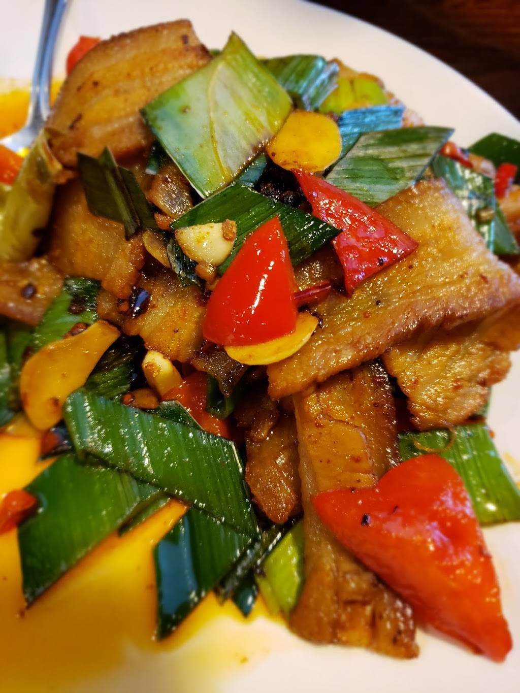 荔栈 | restaurant | 29505 W Nine Mile Rd, Farmington Hills, MI 48336, USA | 2488886866 OR +1 248-888-6866