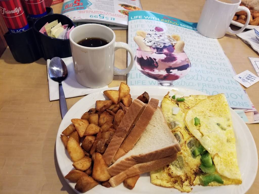 Friendlys | restaurant | 777 Broadway, Saugus, MA 01906, USA | 7812312738 OR +1 781-231-2738