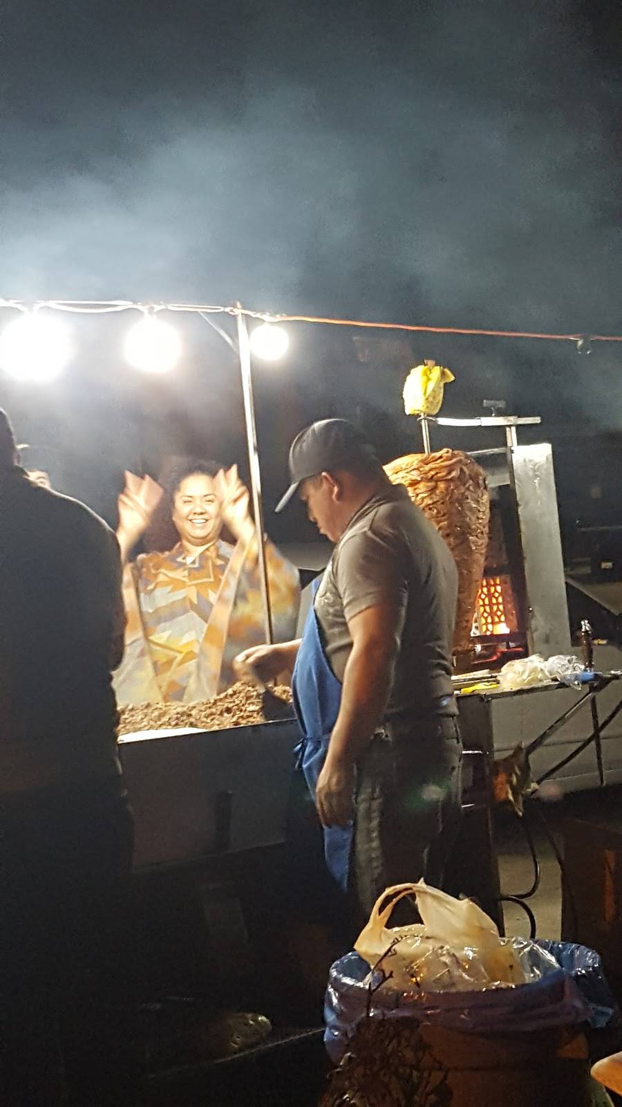 Tacos El Bebe | restaurant | 13449 Sherman Way, North Hollywood, CA 91605, USA | 2132357731 OR +1 213-235-7731