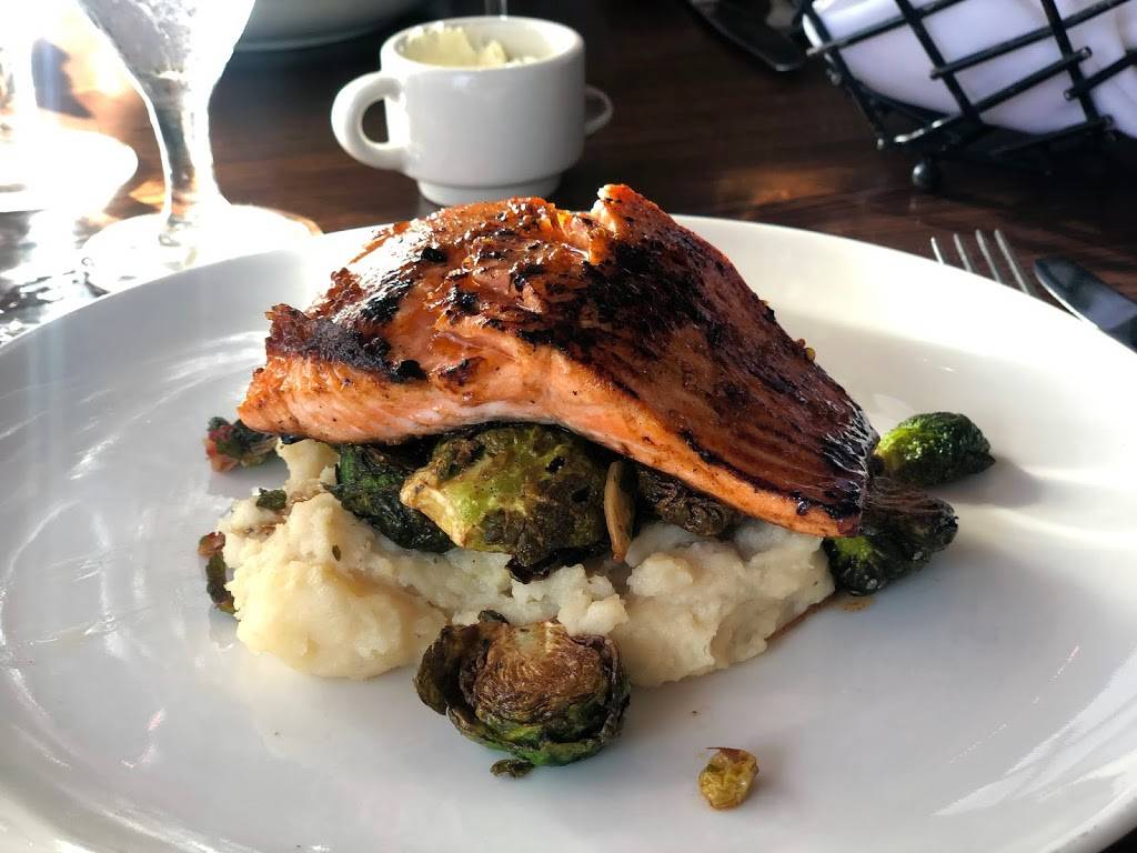 Palisade | restaurant | 2601 W Marina Pl, Seattle, WA 98199, USA | 2062851000 OR +1 206-285-1000