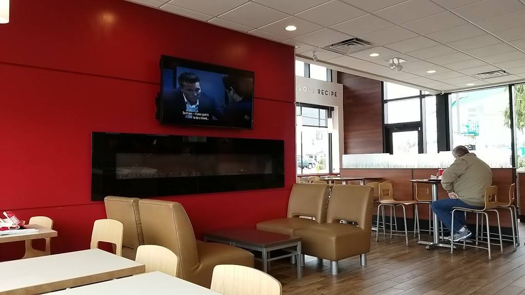 Wendys | restaurant | 11905 Hwy 99, Everett, WA 98204, USA | 4255131255 OR +1 425-513-1255