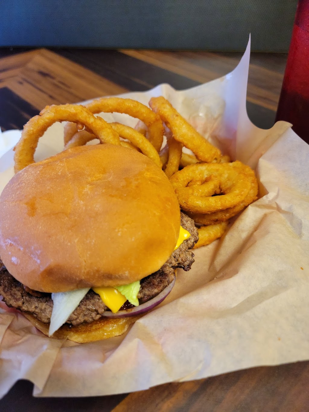 Red Onion | restaurant | 3167 Co Rd 255, Lee, FL 32059, USA | 8509714240 OR +1 850-971-4240