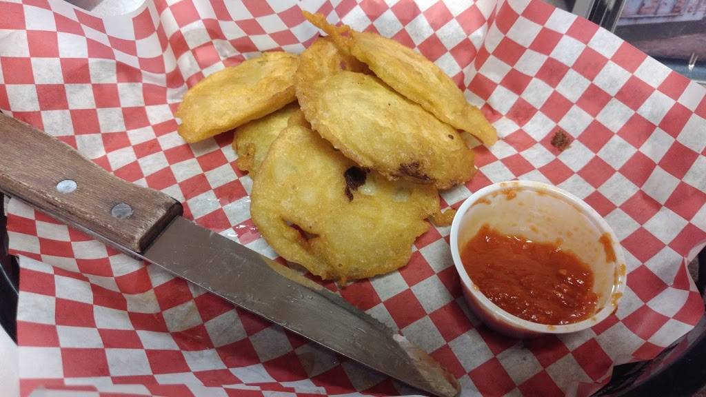 The Whistle Stop Pizzeria & More | restaurant | 303 Broad St, Baxter, TN 38544, USA | 9318583287 OR +1 931-858-3287