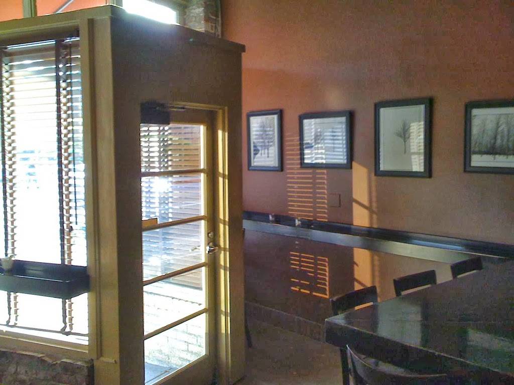 Blairs Restaurant | restaurant | 2901 Rowena Ave, Los Angeles, CA 90039, USA | 3236601882 OR +1 323-660-1882