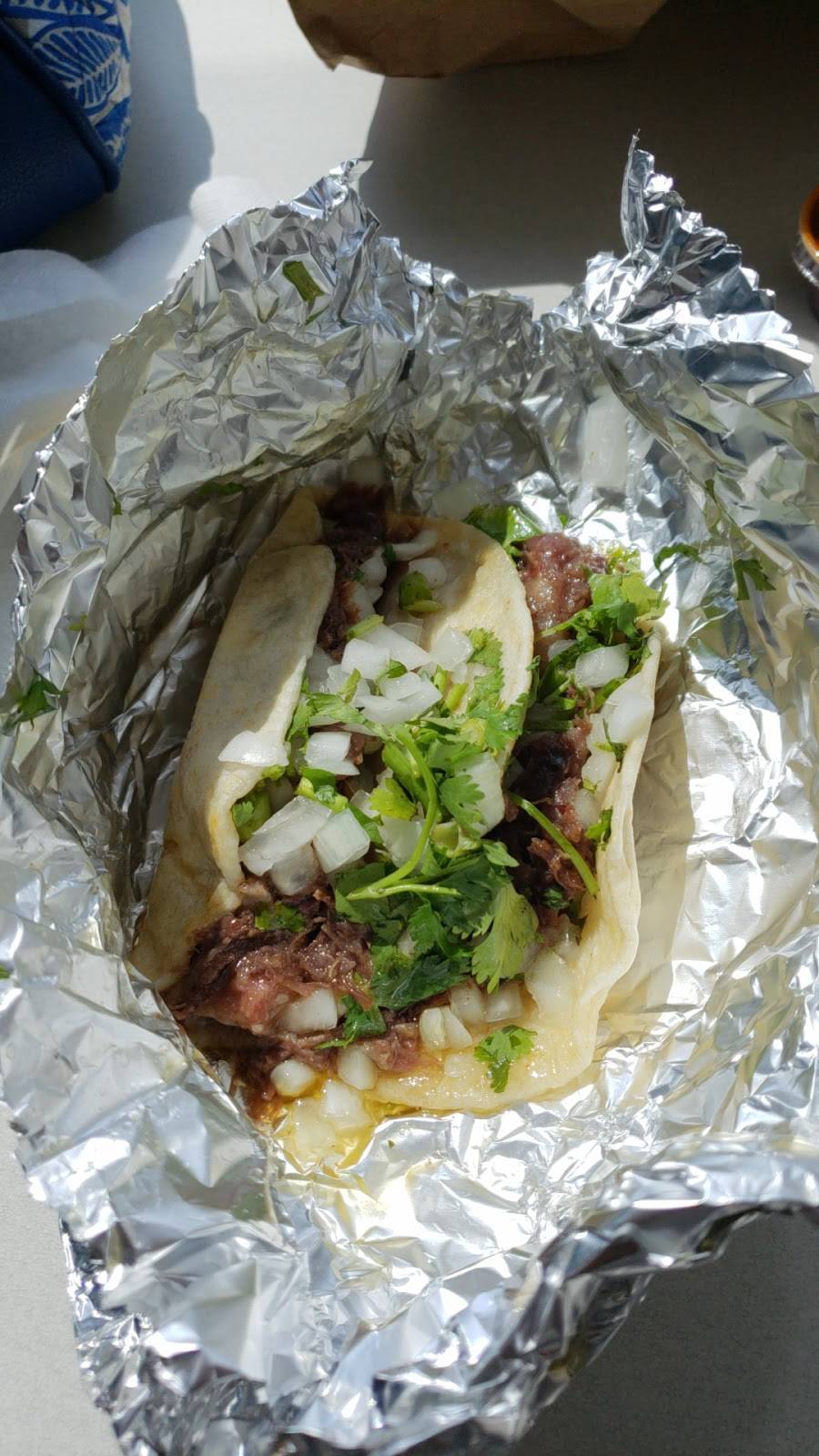 Tacos Tierra Caliente | restaurant | 2003 W Alabama St, Houston, TX 77098, USA | 7135849359 OR +1 713-584-9359