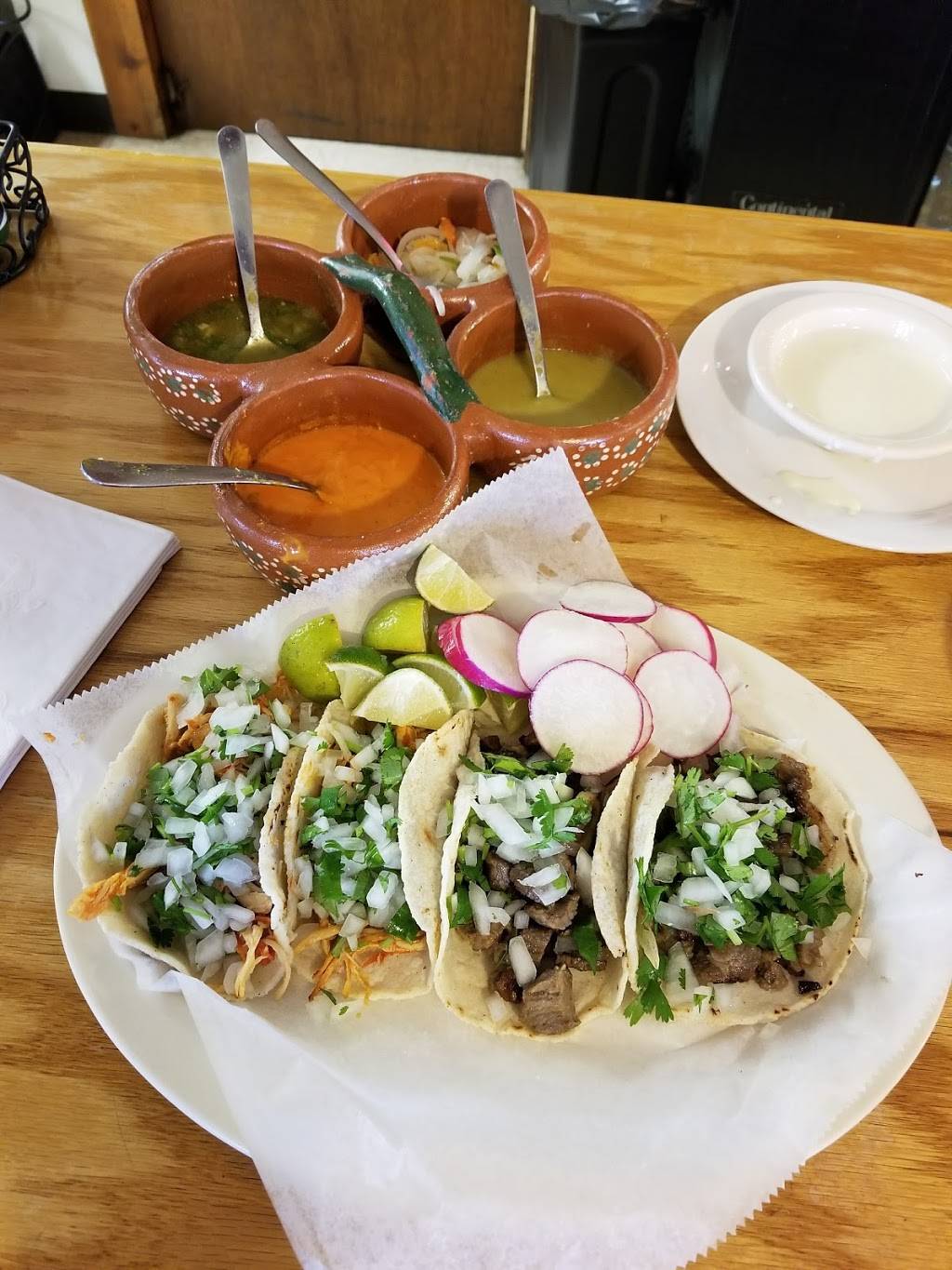 Tacos Chabelita | restaurant | 30502-30700 S Dual Hwy, Laurel, DE 19956, USA | 3028754100 OR +1 302-875-4100