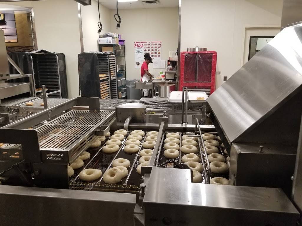 Krispy Kreme | bakery | 9150 S Western Ave, Evergreen Park, IL 60805, USA | 7089077979 OR +1 708-907-7979