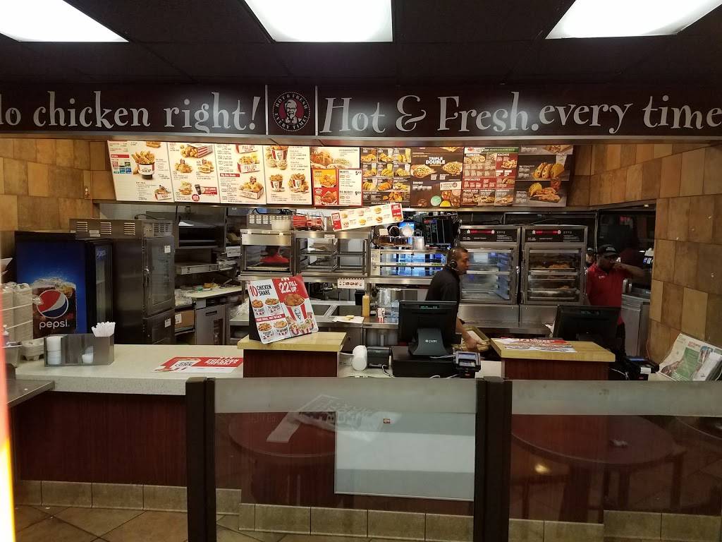 Taco Bell | meal takeaway | 1400 Glendale Blvd, Los Angeles, CA 90026, USA | 2134838917 OR +1 213-483-8917