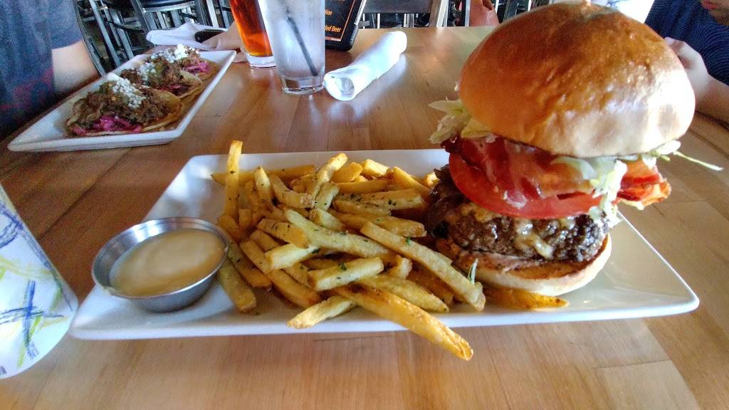 38 Degrees Ale House & Grill | restaurant | 110 E Colorado Blvd, Monrovia, CA 91016, USA | 6264085544 OR +1 626-408-5544