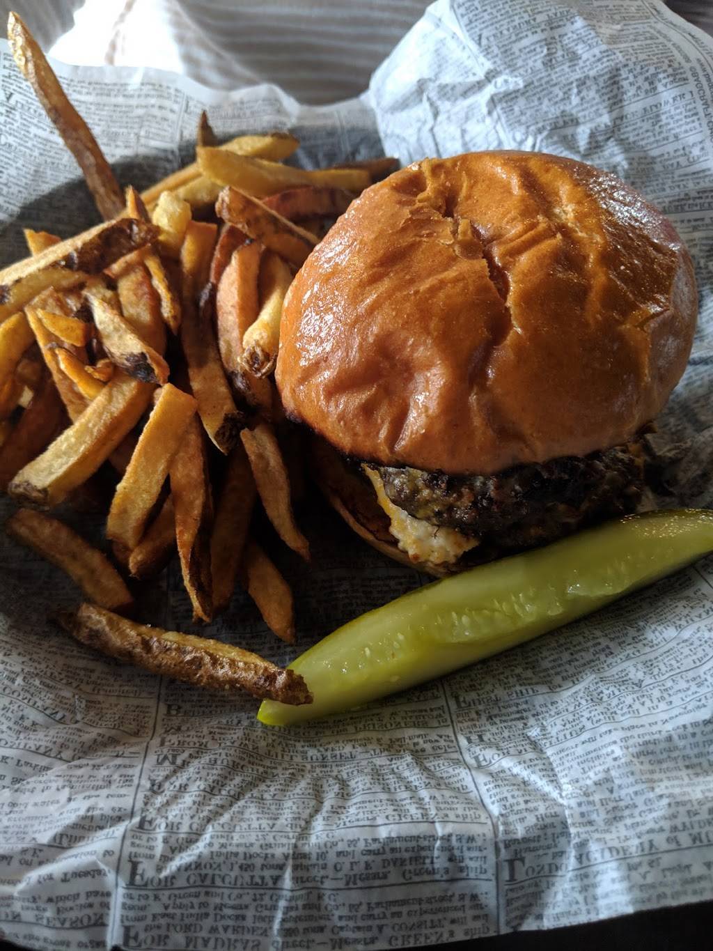 JVille Grille | restaurant | 3701 Federal Hill Rd, Jarrettsville, MD 21084, USA | 4106924888 OR +1 410-692-4888