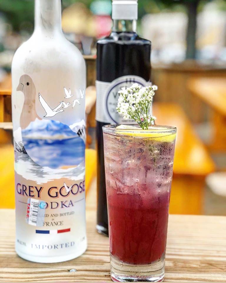 Bobcat Teddys Icehouse | restaurant | 2803 White Oak Dr, Houston, TX 77007, USA | 8327425535 OR +1 832-742-5535