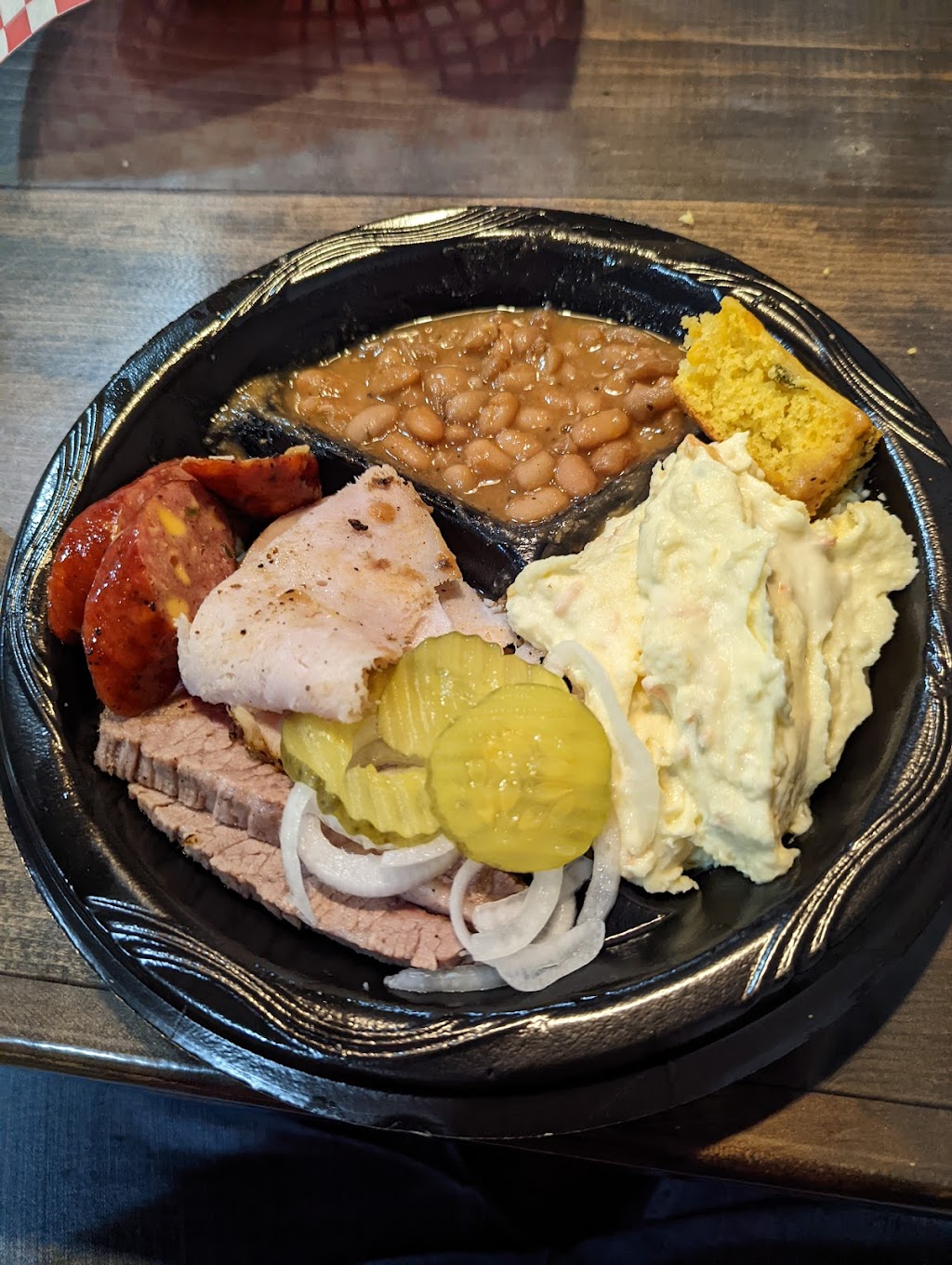 Betty Roses Little Brisket | meal delivery | 3934 Catclaw Dr, Abilene, TX 79606, USA | 3256988000 OR +1 325-698-8000