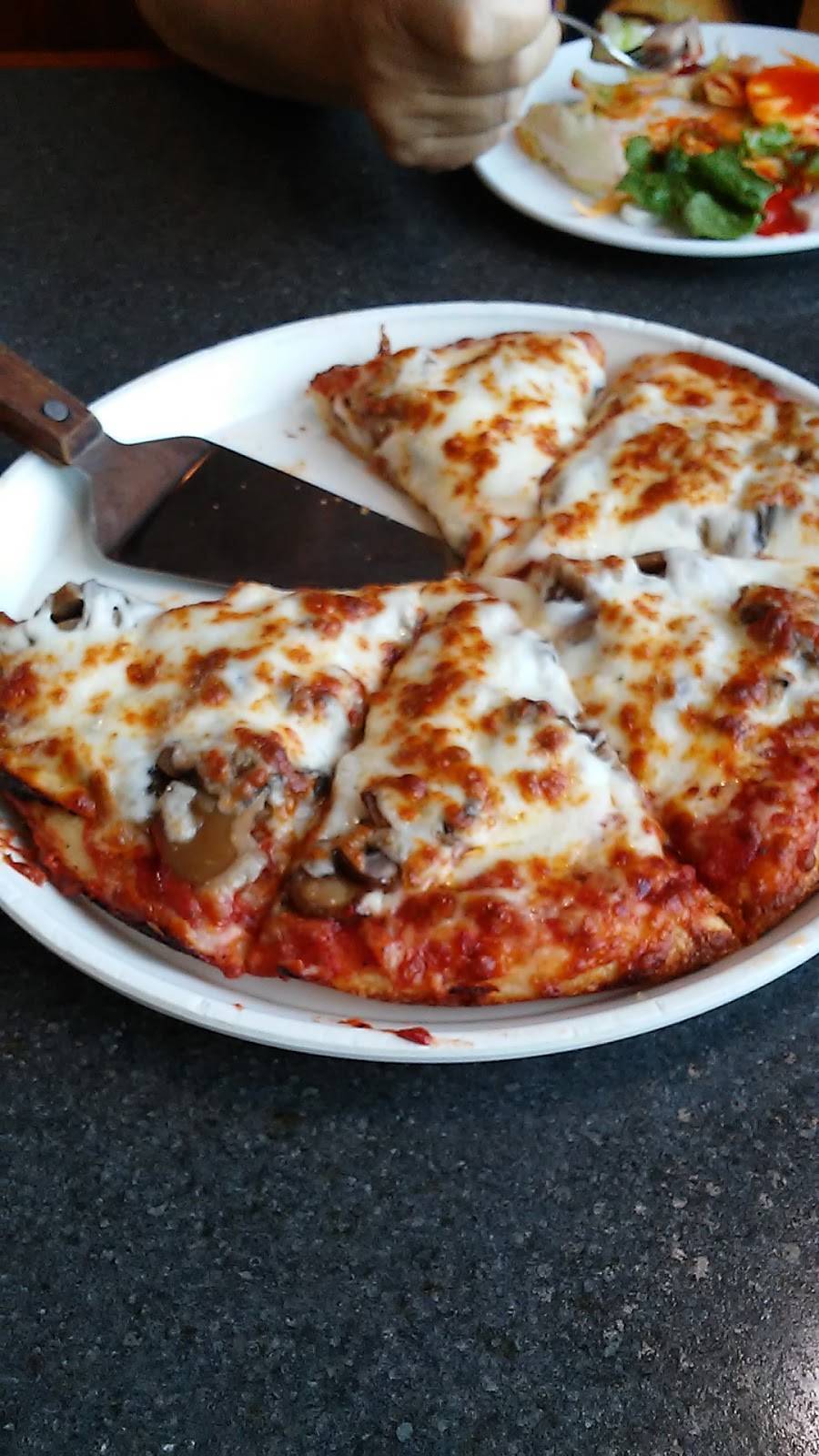 Godfathers Pizza | meal delivery | 291 N Springboro Pike, Dayton, OH 45449, USA | 9372911999 OR +1 937-291-1999