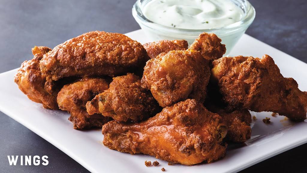 Marcos Pizza | meal delivery | 1401 SW Gage Blvd, Topeka, KS 66604, USA | 7852726666 OR +1 785-272-6666