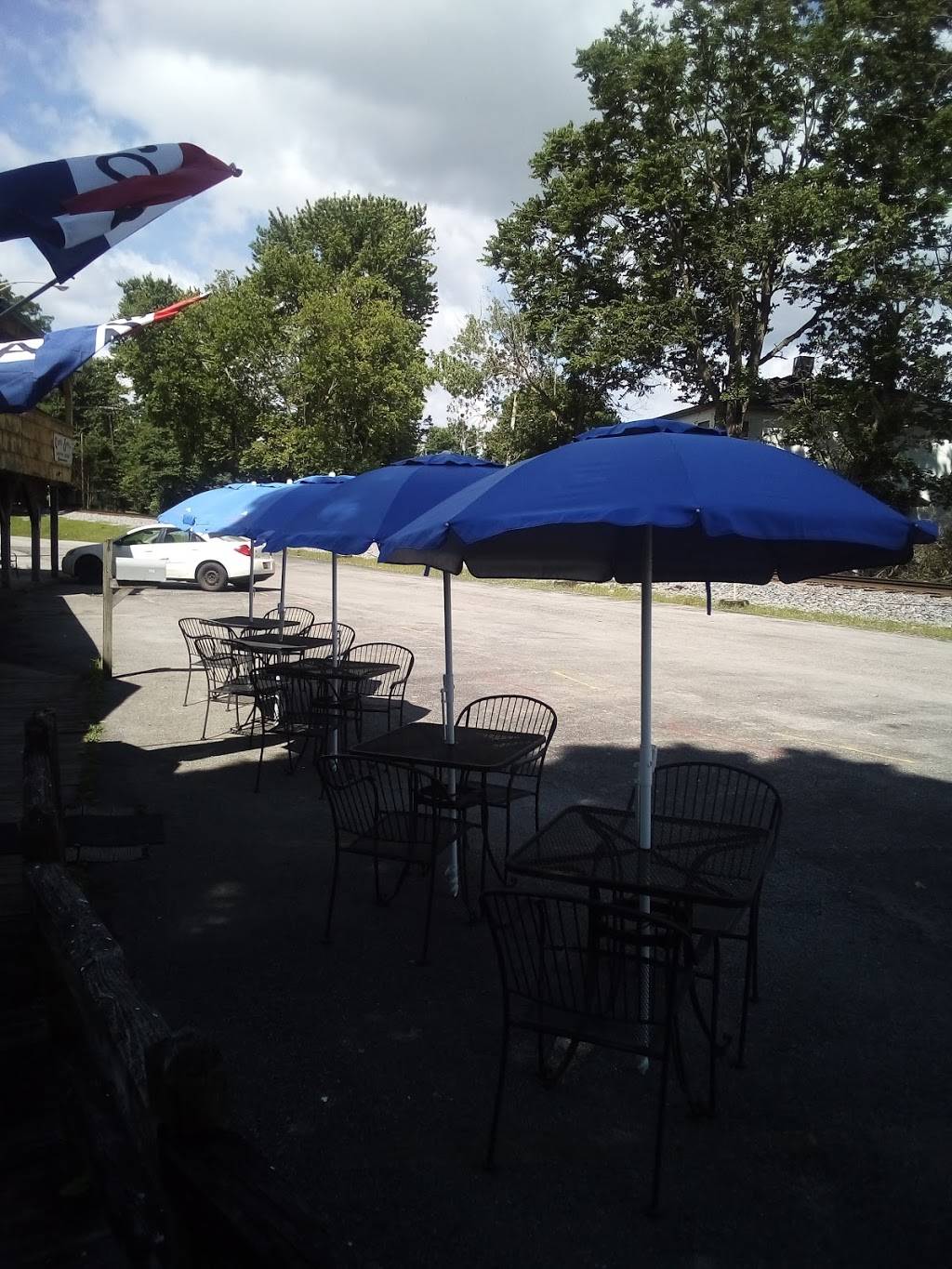 Lunch Stop Cafe | restaurant | 407B South St, West Point, KY 40177, USA | 2708013105 OR +1 270-801-3105