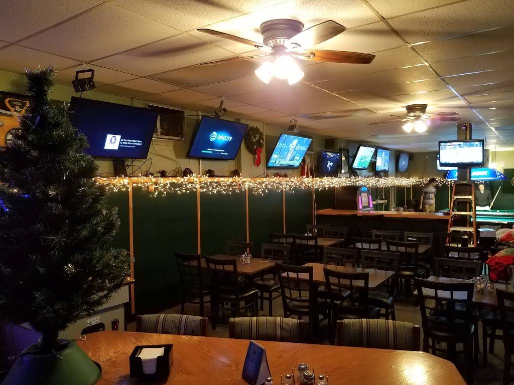 TNT Pizza Sports Bar & Grill | restaurant | 548 South St, Holyoke, MA 01040, USA | 4135361100 OR +1 413-536-1100