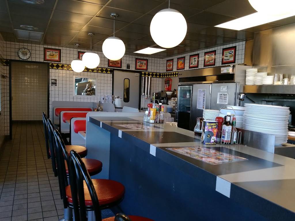 Waffle House | meal takeaway | 1807 Edwin Miller Blvd, Martinsburg, WV 25404, USA | 3042626637 OR +1 304-262-6637